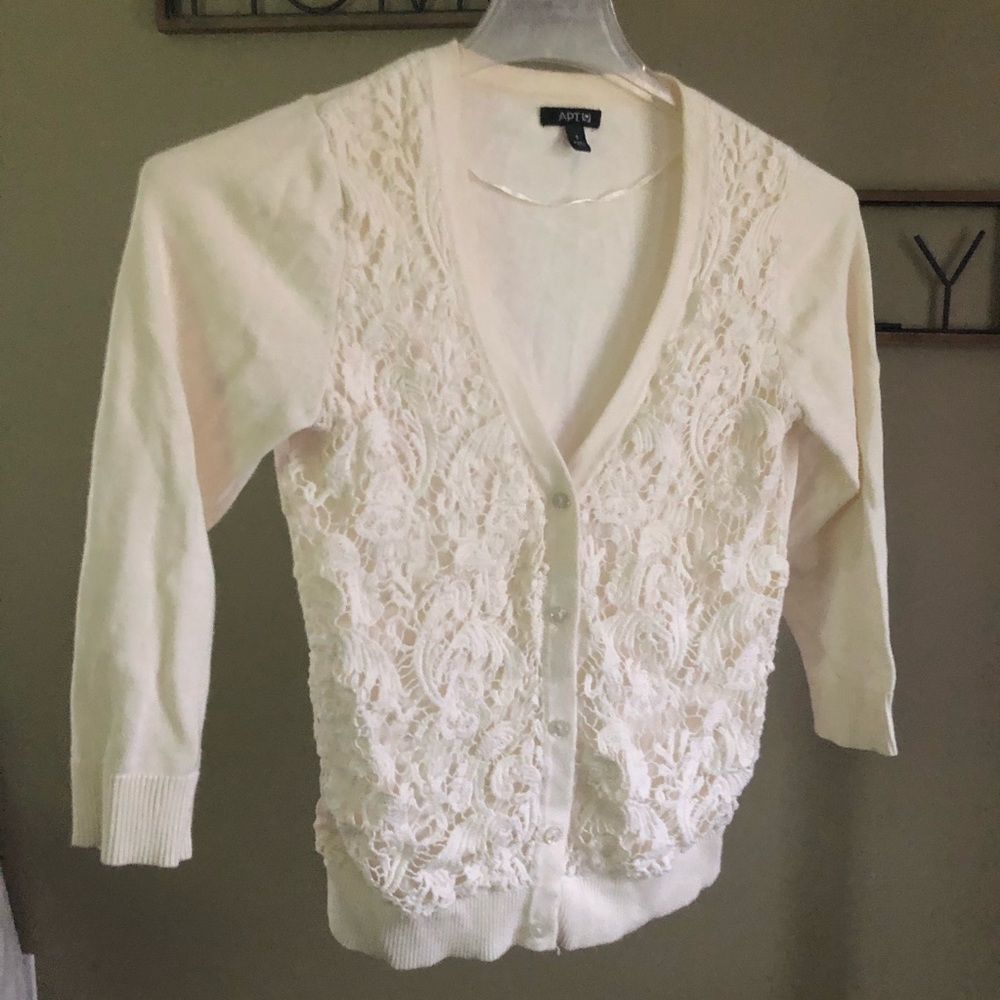 🤍 Ivory Lace Front Cardigan